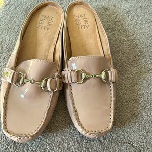 NWOB Naturalizer patent pink mule